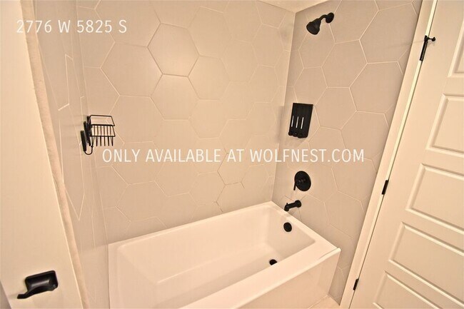 Building Photo - 2776 W 5825 S