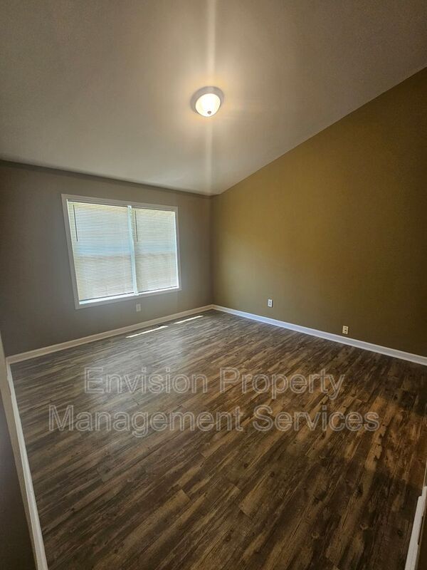 Building Photo - 2738 Old S Dr
