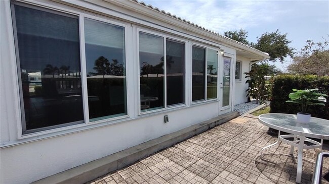 Building Photo - 570 Circlewood Dr