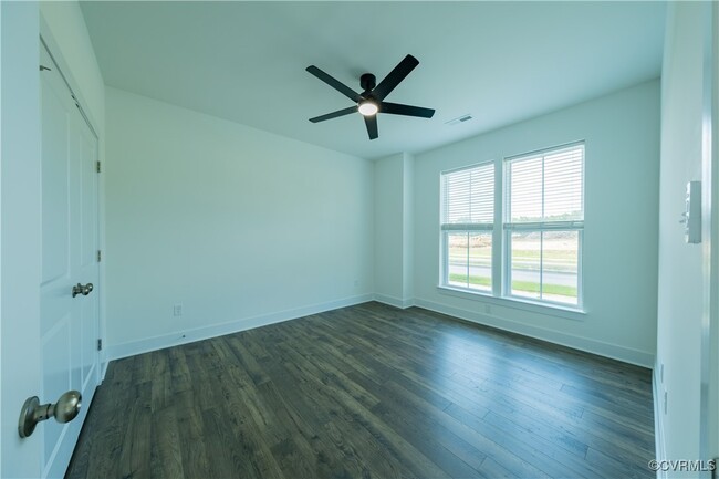 Building Photo - 15356 Oasis Sun Wy