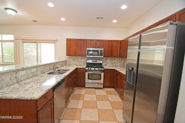 Building Photo - 1558 Teal Dr