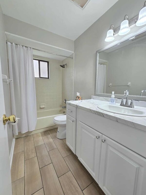 Building Photo - 4604 Dillwyn Dr