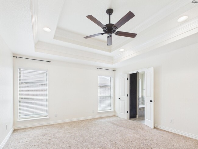 Building Photo - 4806 Falcon Crest Blvd