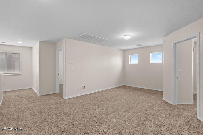 Building Photo - 11506 Summer Dr