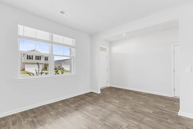 Building Photo - 201 N Lgt Wy