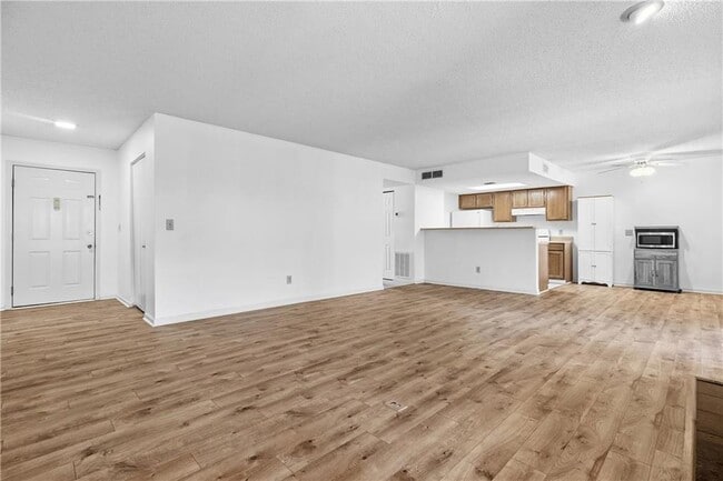 Building Photo - 4055 Whitehall Way