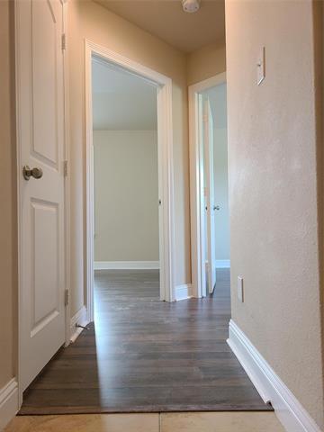 Building Photo - 3102 Flowering Springs Dr