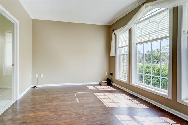 Building Photo - 83 Angels Path