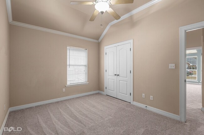 Building Photo - 6012 Whitney Dr