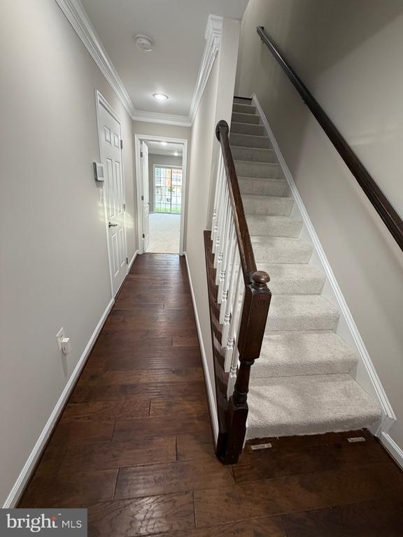 Building Photo - 128 Hidden Brook Dr