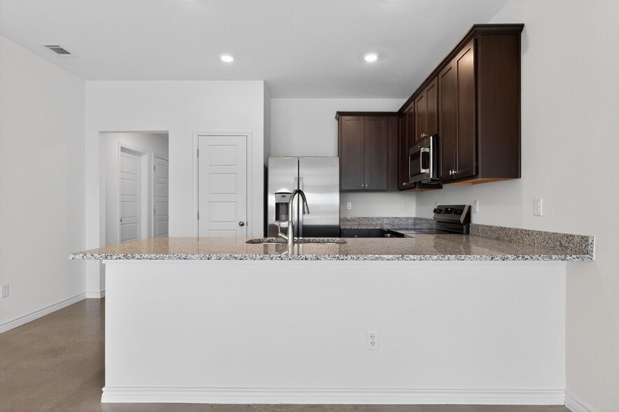 Building Photo - 1255 Concord Dr