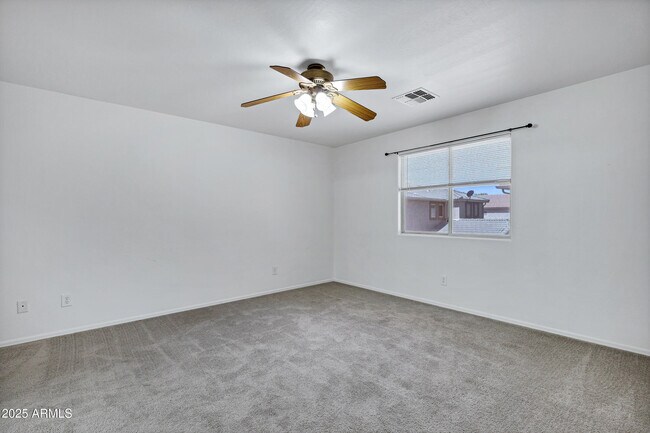 Building Photo - 10132 E Isleta Ave