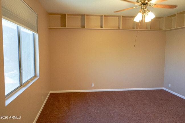 Building Photo - 541 N Danielson Way