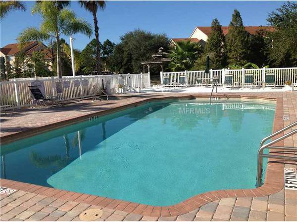 Building Photo - 4202 Central Sarasota Pky