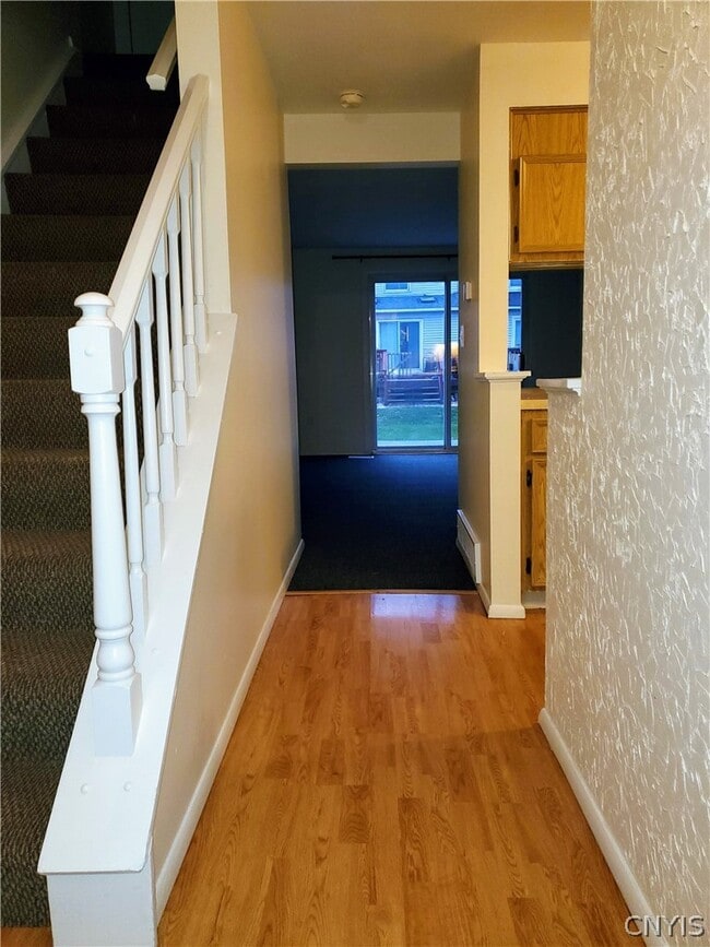 Building Photo - 8217 Trevi Ln