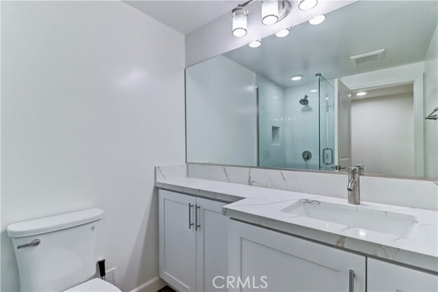 Building Photo - 5515 Paseo Del Lago W
