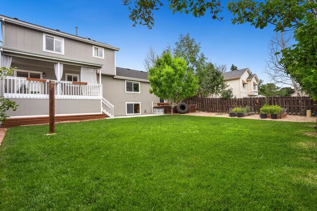 Building Photo - Updated 4 Bedroom Home with Amazing Yard, ...