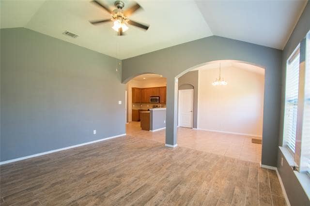 Building Photo - 2716 Triple Crown Ln