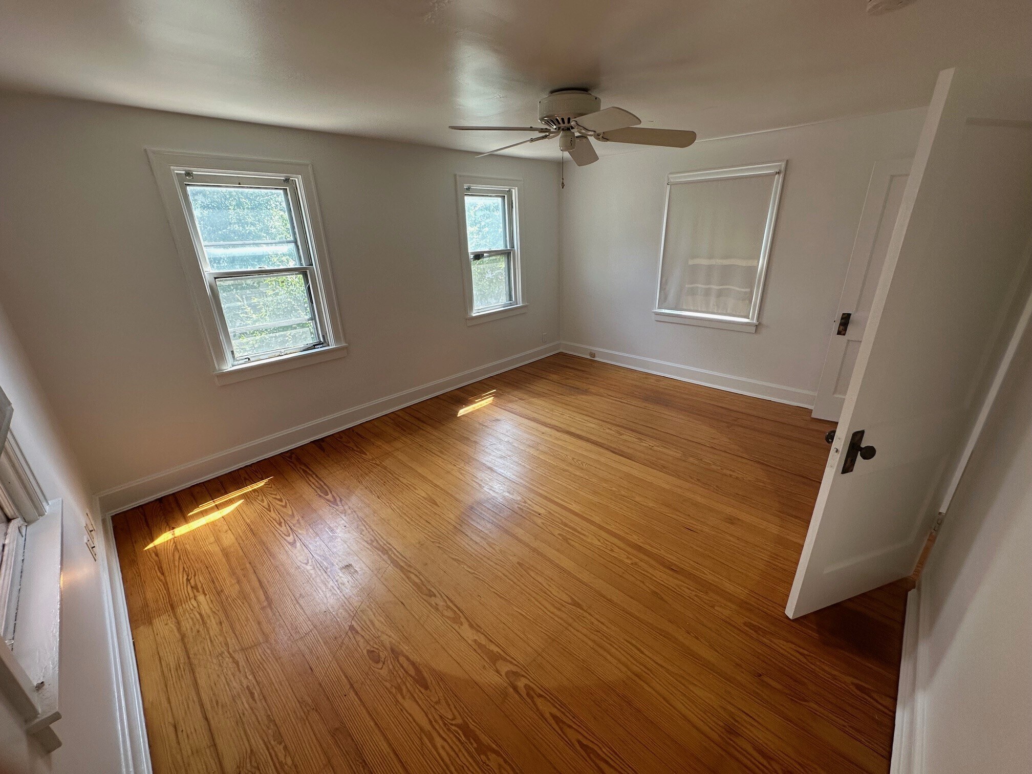 2nd Floor Bedroom 1a - 318 Emming St