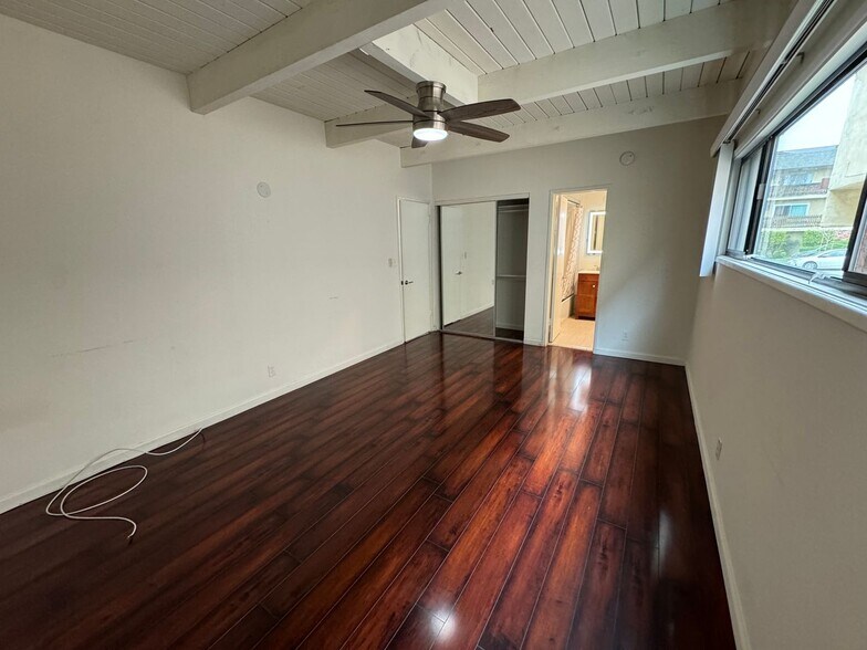 Building Photo - 3538 Keystone Av
