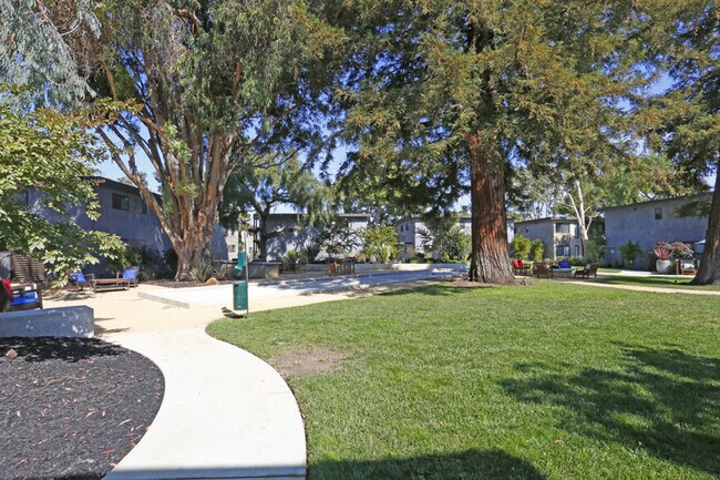 Building Photo - 600 N Whisman Rd