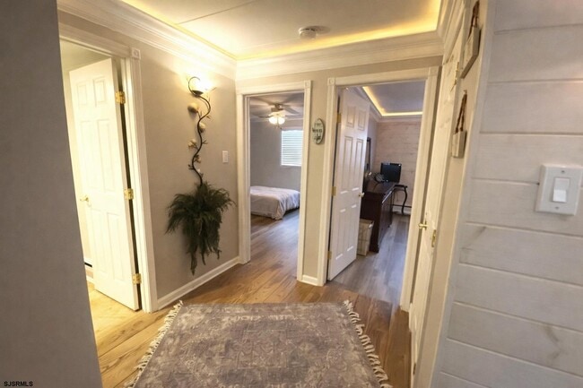 Building Photo - 21 S Monroe Ave