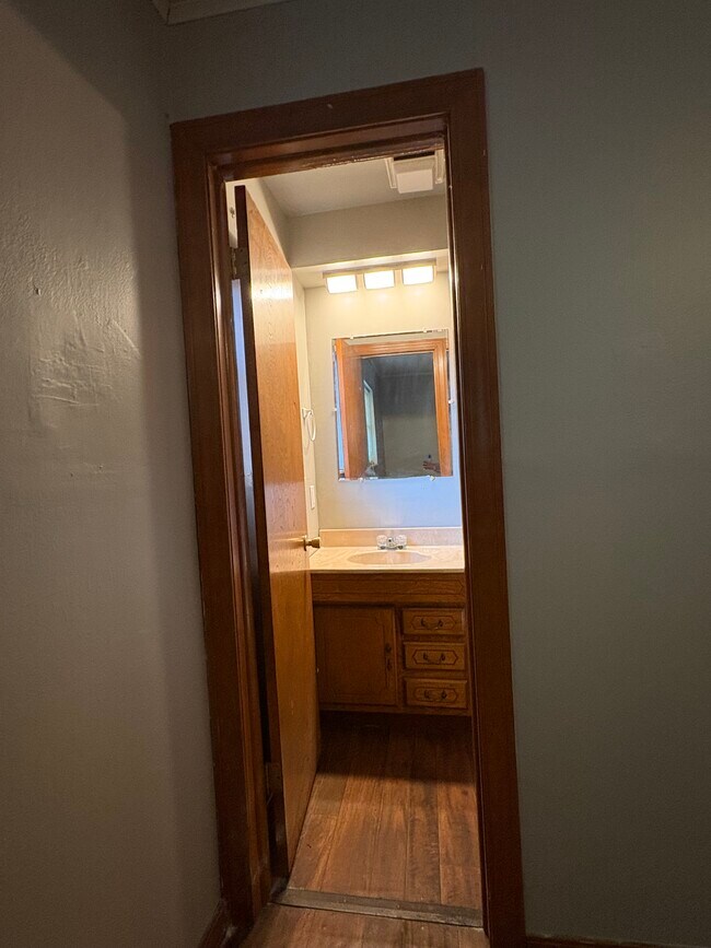 Building Photo - 1421 E Lockheed Ct