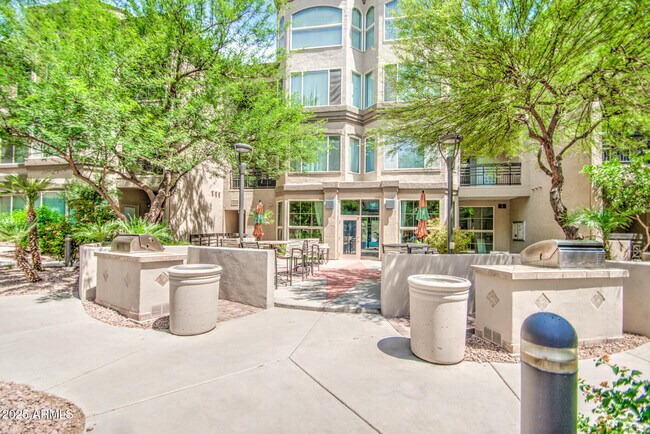 Building Photo - 435 W Rio Salado Pkwy
