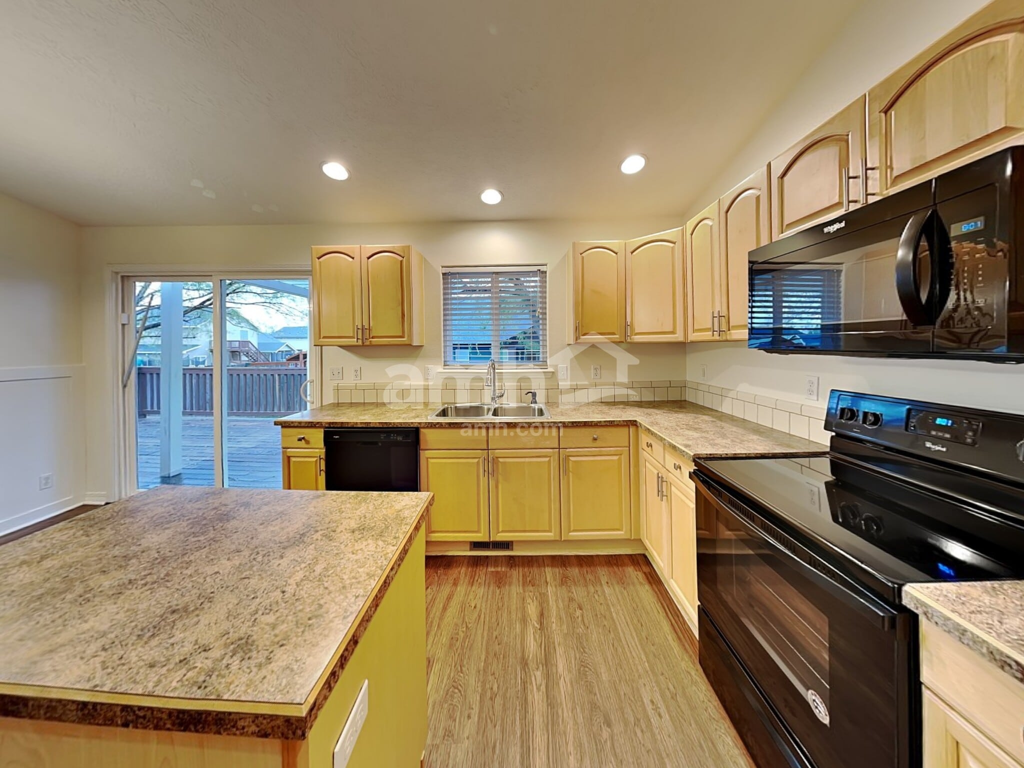 Building Photo - 1845 N Pingo Ave