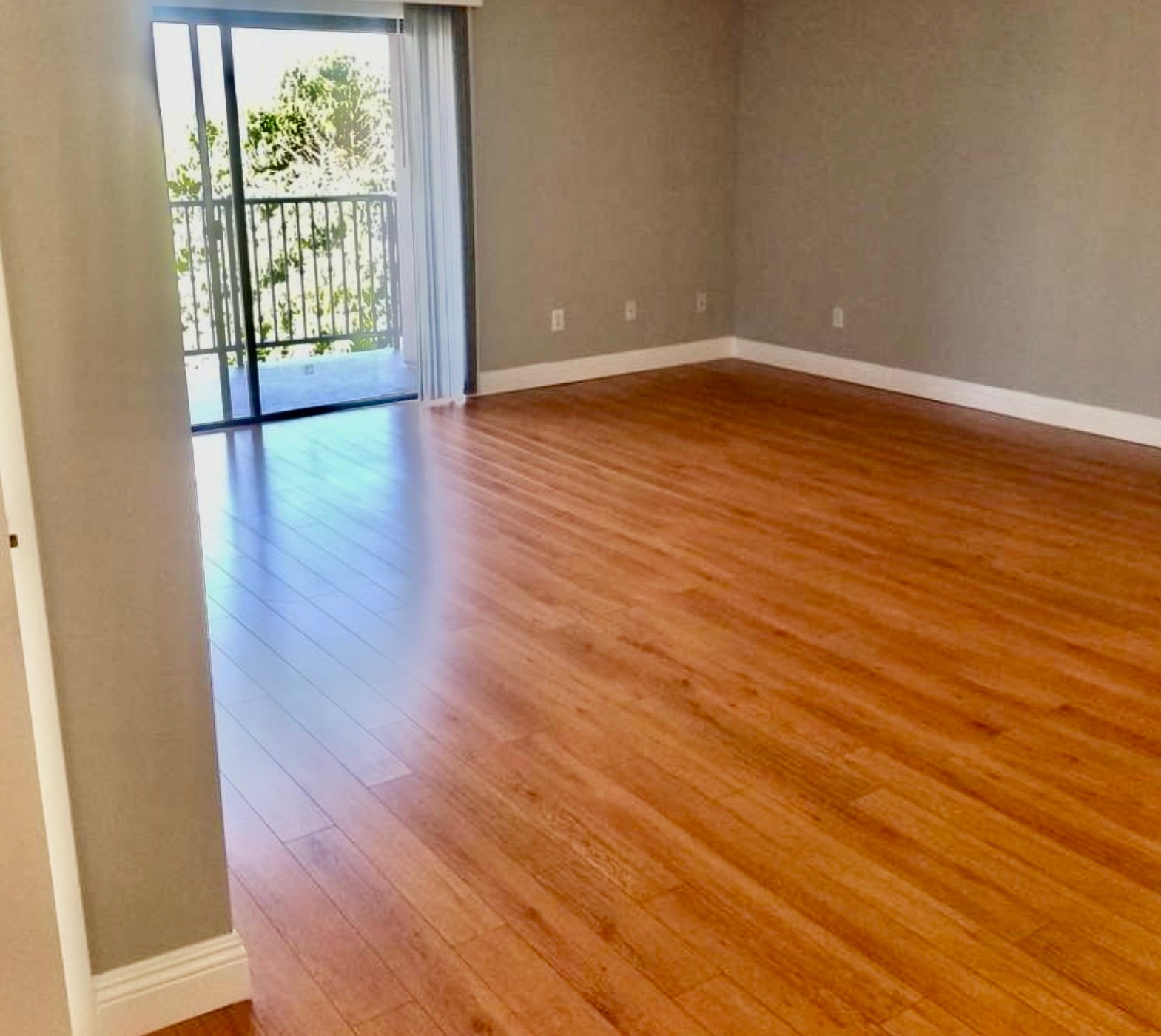 Building Photo - 3845 Vinton Ave