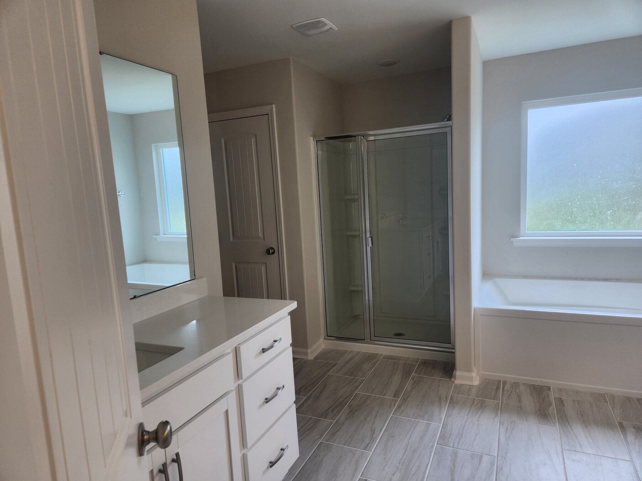 Building Photo - 271 Chestnut Dr