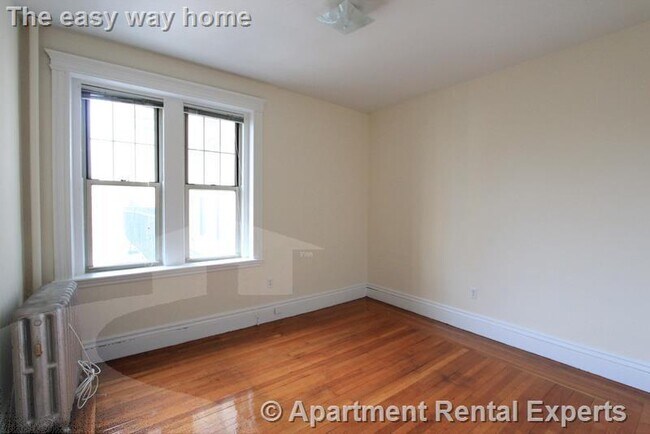 Primary Photo - 27 Park Dr