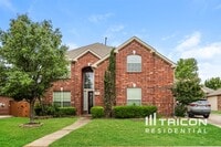 Building Photo - 2817 Deerhurst Dr