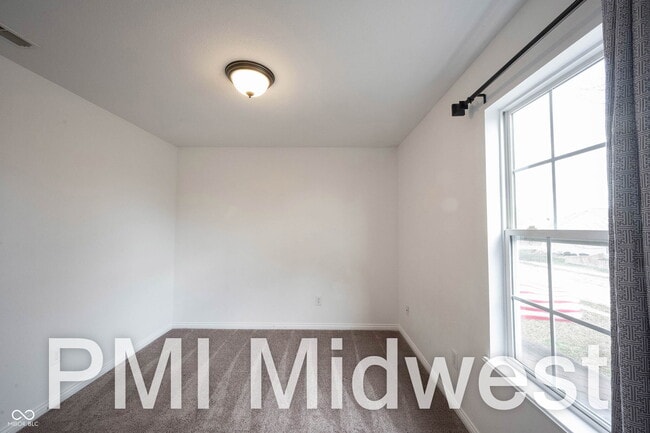 Building Photo - 18058 Cristin Way