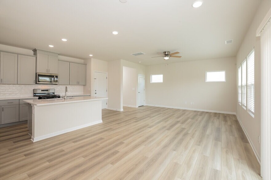Building Photo - 1028 Cherry Stem Rd