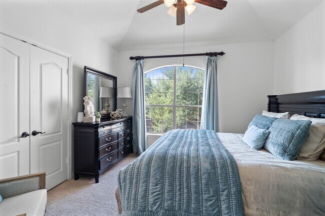 Building Photo - 19214 Noah Arbor Ln