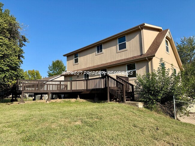 Building Photo - Beautifully Remodeled 4 Bedroom, 3 Bath Home