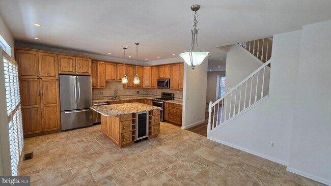 Building Photo - 4105 Hazelwood Ct