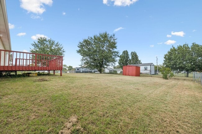 Building Photo - 1073 Bobcat Dr