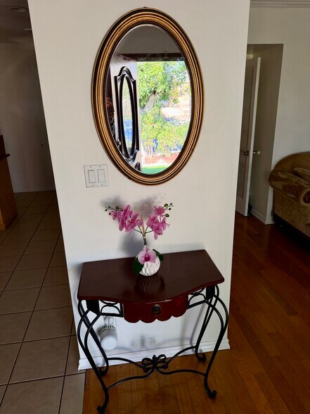 LIVING ROOM - 3926 W 59th St