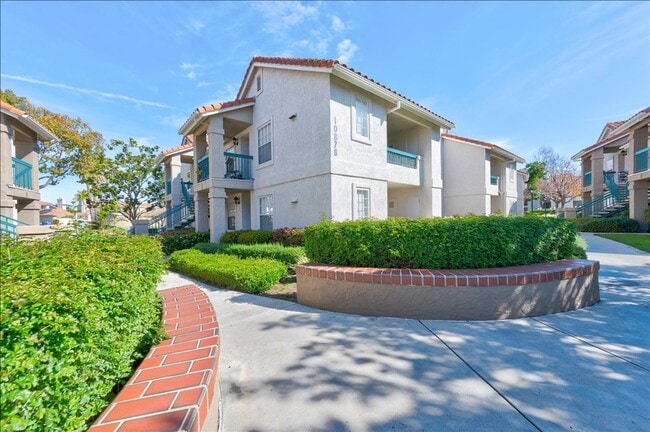 Building Photo - 10878 Aderman Ave