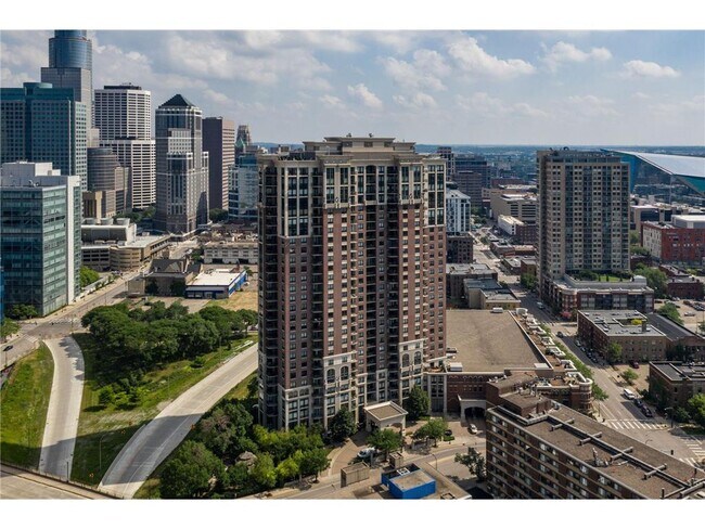 Building Photo - 500 E Grant St