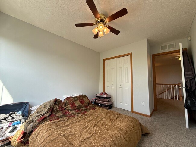 Building Photo - 14649 Sapphire Way