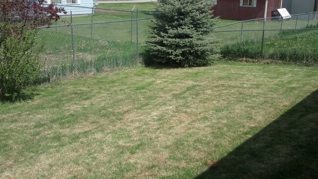 Building Photo - 105 Ben Williams Ln