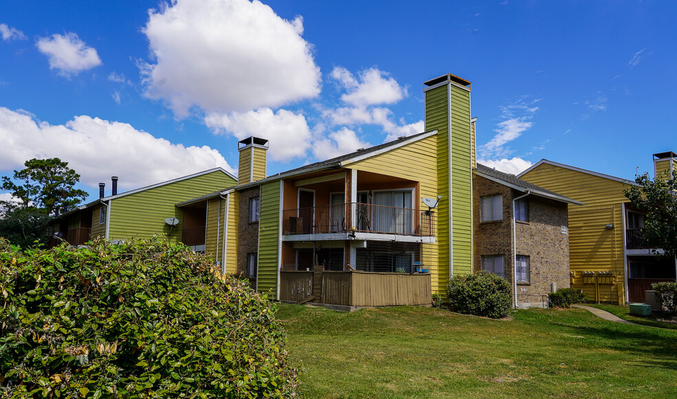 Primary Photo - Thicket Apartments