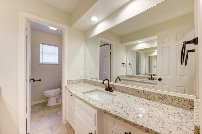 Building Photo - 9115 Taidswood Dr