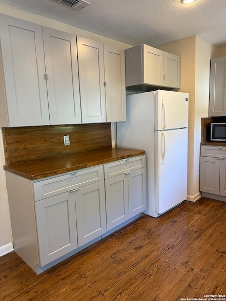 Building Photo - 123 Marcia Pl