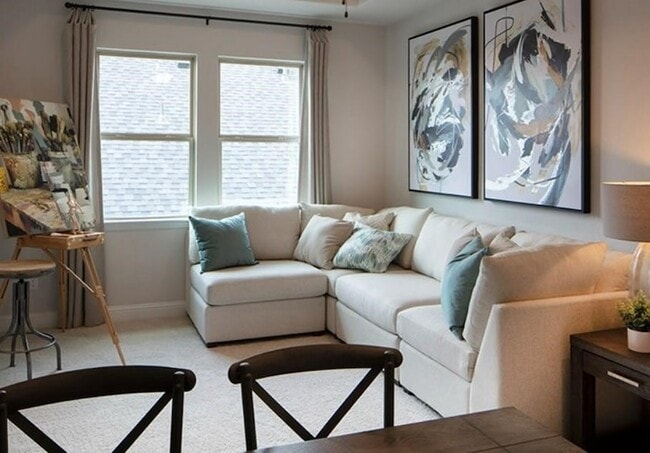 Building Photo - 1412 Kurelek Dr