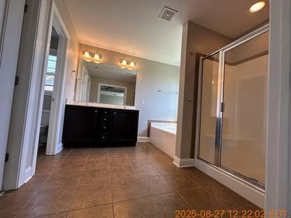 Building Photo - 830 Solomon Dr
