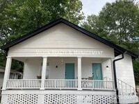 Building Photo - 3284 Stillwood Dr